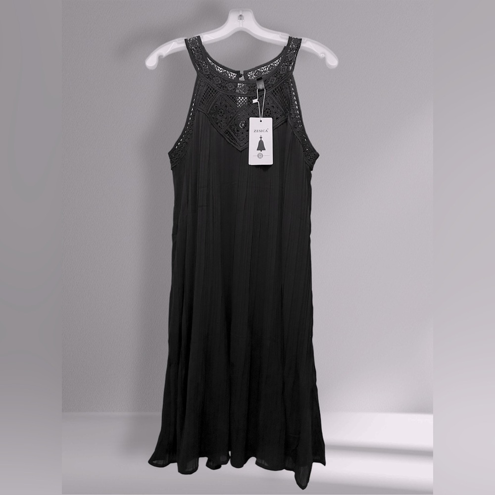 NWT Zesica Women’s Pleated A Line Halter Chiffon Mini Dress Color Black Size M